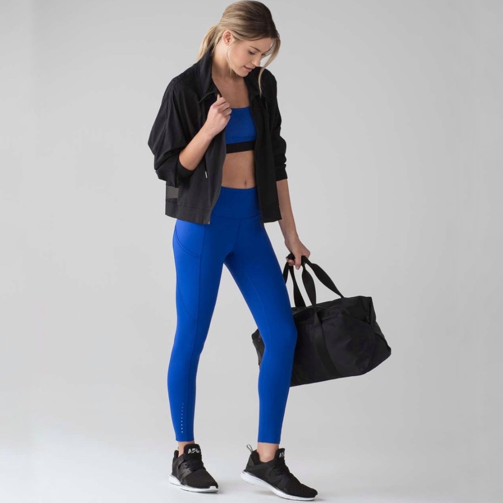 Lululemon black zip up sheer mesh stripes cropped in depth jacket - Picture 4 of 11